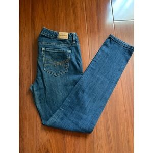 AERO ASHLEY ULTRA SKINNY 7/8 JEANS 💙